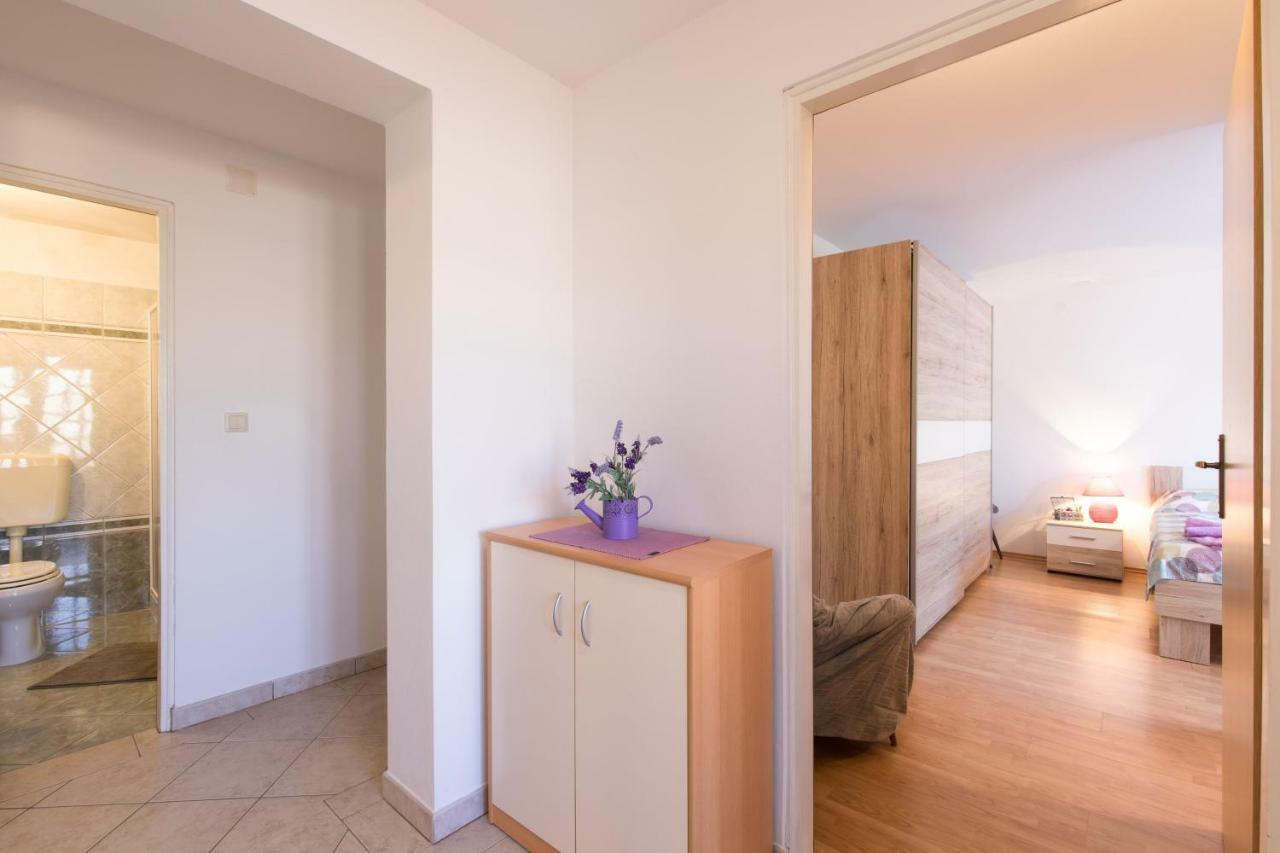Apartment Adrijana 瓦比尼科 外观 照片